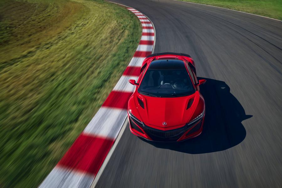  Acura NSX 2018 года  (фото 9 из 57)
